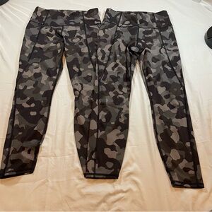 Athleta Black and Gray Camo Lighting 7/8 Leggings Bundle